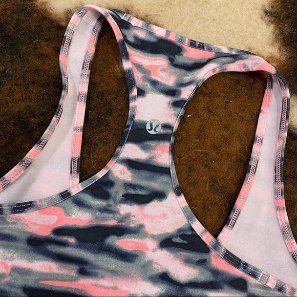 Lululemon Cool Racerback Pink Black Camo 6 Small - Picture 4 of 6